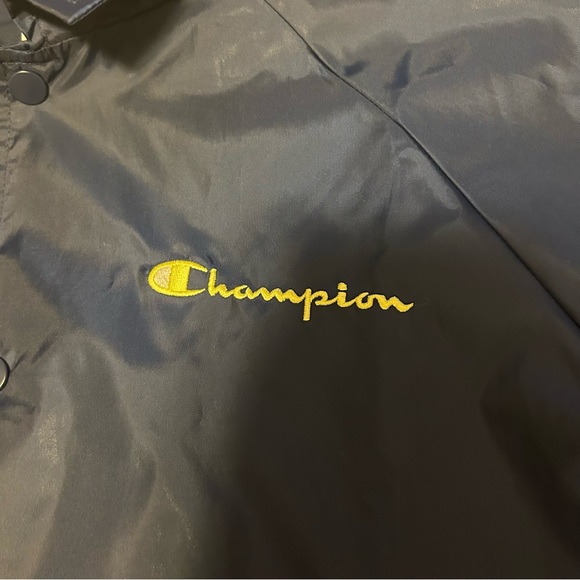 Women’s Champion Cropped Jacket - Picture 5 of 6